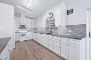 33 Magnolia Dr N, Ormond Beach, FL 32174 - Photo 13