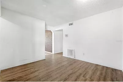 205 E Holly Drive, Orange City, FL 32763 - Photo 9