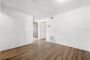 205 E Holly Dr, Orange City, FL 32763 - Photo 9