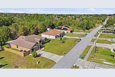 2450 Walkertown Avenue, Deltona, FL 32725 - Photo 41