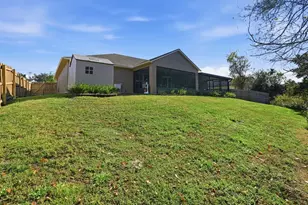 2450 Walkertown Ave, Deltona, FL 32725 - Photo 37