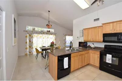 113 Whippoorwill Drive, Palm Coast, FL 32164 - Photo 9