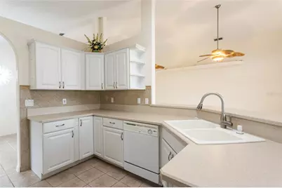 21 Comanche Court, Palm Coast, FL 32137 - Photo 11