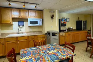 313 S Atlantic Ave, Daytona Beach, FL 32118 - Photo 9