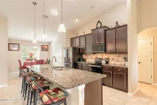 11 Robin Pl, Palm Coast, FL 32164 - Photo 5