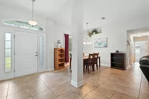 8 Zorro Ct, Palm Coast, FL 32164 - Photo 5