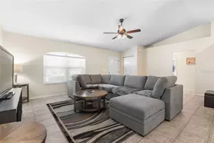 35 Woodbury Dr, Palm Coast, FL 32164 - Photo 5