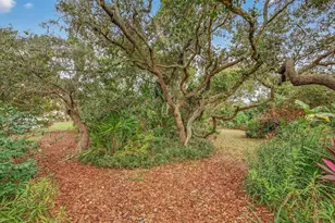 8 Monterrey Dr, Palm Coast, FL 32137 - Photo 45