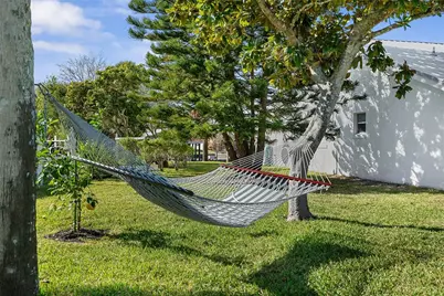 31 Fleming Court, Palm Coast, FL 32137 - Photo 9