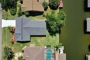 13 Cedarwood Ct, Palm Coast, FL 32137 - Photo 9