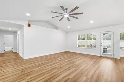 31 Radcliffe Drive, Palm Coast, FL 32164 - Photo 9