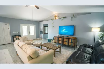 11 Sweetbay Drive, Palm Coast, FL 32137 - Photo 9