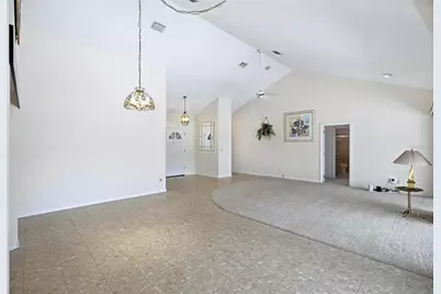 10 Castle Court, Palm Coast, FL 32137 - Photo 9