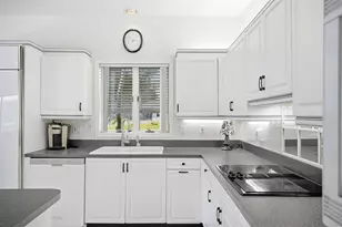 10 Castle Ct, Palm Coast, FL 32137 - Photo 25