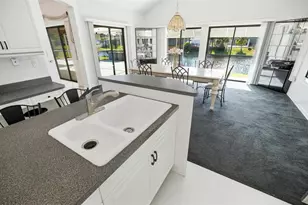 10 Castle Ct, Palm Coast, FL 32137 - Photo 29