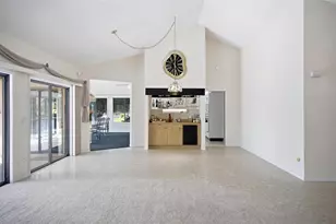 10 Castle Ct, Palm Coast, FL 32137 - Photo 15