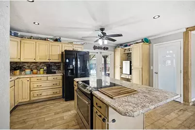 109 Jackson Circle, Palatka, FL 32177 - Photo 7