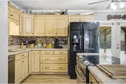 109 Jackson Circle, Palatka, FL 32177 - Photo 3