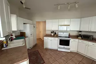 103 Burroughs Dr, Palm Coast, FL 32137 - Photo 9