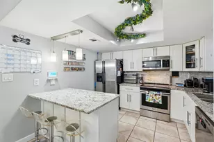 934 Wilmington Dr, Deltona, FL 32725 - Photo 9