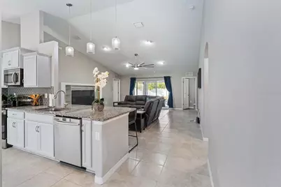 27 Postman Lane, Palm Coast, FL 32164 - Photo 11