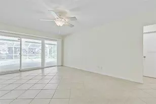 9 Crompton Pl, Palm Coast, FL 32137 - Photo 13