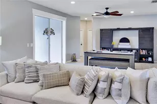 6068 Spruce Point Cir, Port Orange, FL 32128 - Photo 9