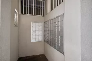 8290 W Gate Pkwy, Jacksonville, FL 32216 - Photo 23