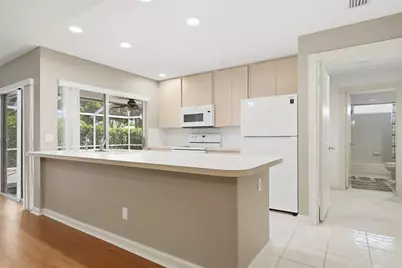 9502 Chapman Oak Court, Palm Beach Gardens, FL 33410 - Photo 9