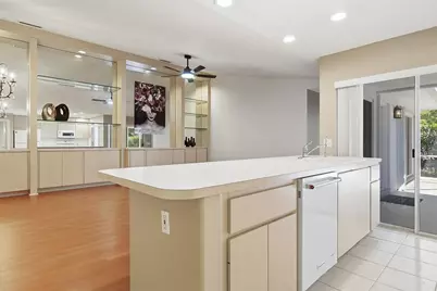 9502 Chapman Oak Court, Palm Beach Gardens, FL 33410 - Photo 11
