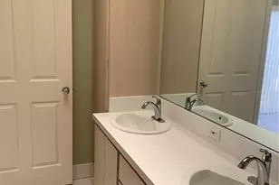 9502 Chapman Oak Ct, Palm Beach Gardens, FL 33410 - Photo 7