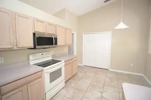 32 Ryding Ln, Palm Coast, FL 32164 - Photo 15