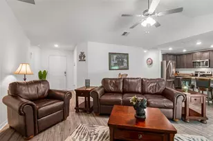 9 Waldron Pl, Palm Coast, FL 32164 - Photo 7