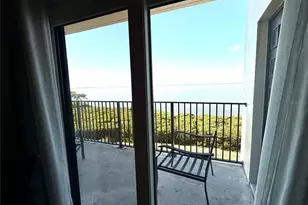 423 Mariner Dr, Tarpon Springs, FL 34689 - Photo 13