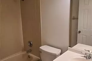 22 Oxford Ln, Palm Coast, FL 32137 - Photo 9