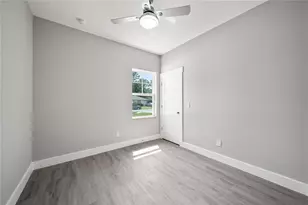 21 Rosepetal Ln, Palm Coast, FL 32164 - Photo 3