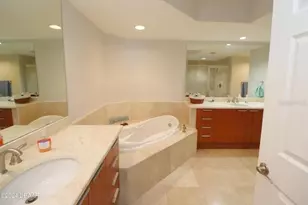 231 Riverside Dr, Daytona Beach, FL 32117 - Photo 17