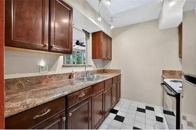 211 Lynnhurst Drive, Ormond Beach, FL 32176 - Photo 11