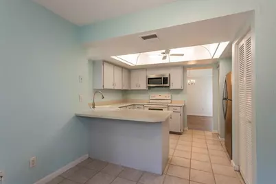 17 Sherbury Court #17, Palm Coast, FL 32137 - Photo 5