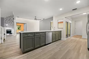 15 Village Cir, Palm Coast, FL 32164 - Photo 11