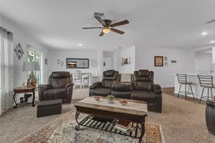 24 Pickston Ln, Palm Coast, FL 32164 - Photo 11