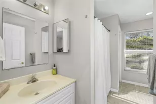 2721 18th Ave NE, Naples, FL 34120 - Photo 17