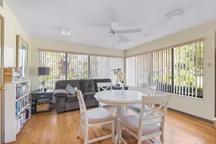 31 Oxford Ln, Palm Coast, FL 32137 - Photo 57