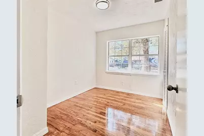 821 NE 22nd Terrace, Gainesville, FL 32641 - Photo 11