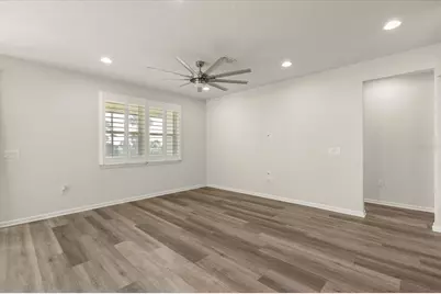 22 Los Lagos Boulevard, Palm Coast, FL 32137 - Photo 11