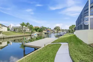 1 Cloverdale Ct S, Palm Coast, FL 32137 - Photo 5