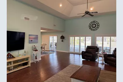 1 Cloverdale Court S, Palm Coast, FL 32137 - Photo 9