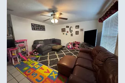 12 Zinnia Court, Palm Coast, FL 32164 - Photo 3