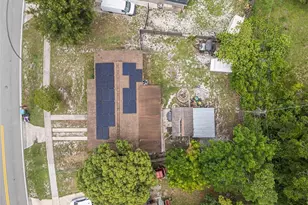 1333 E Lombardy Dr, Deltona, FL 32725 - Photo 35