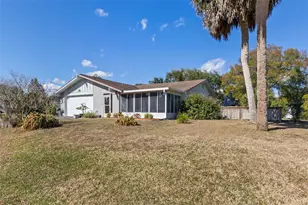 15 Clark Ln, Palm Coast, FL 32137 - Photo 5